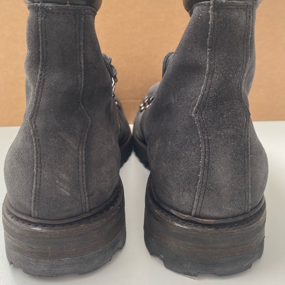 Hiking boots - Picture 6 of 6